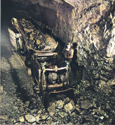 Coal Mine Aesthetic, Miner Aesthetic, Sewer Tunnel, Kyoto Aesthetic, Mine Aesthetic, Underground Dungeon, Gold Mines, Creepy Places, Coal Miners