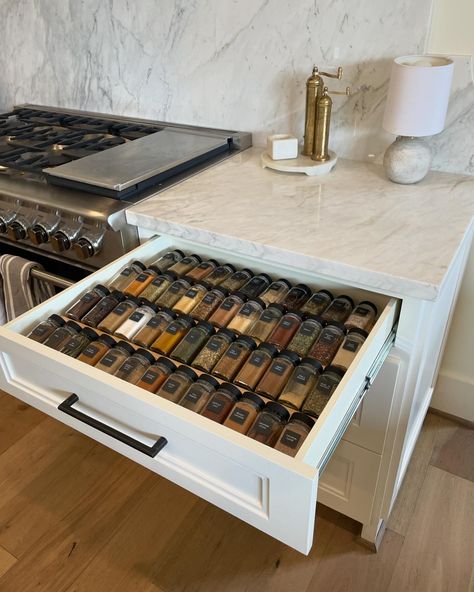 We’re still drooling over this amazing spice drawer transformation. 🤤 We used a @revashelf spice drawer insert custom fit to the drawer. Added @neatmethod spice jars in black, with matching labels. And just like that, the spice drawer of your dreams was born! @katytexasneat @neatmethod #katytexasneat #professionalorganizer #organizedliving #spices #spicedrawer #kitchen #kitchendesign #neatlife #neatmethod #organization Spice Drawer Insert, Pioneer Kitchen, Spice Drawer, Drawer Inserts, Kitchen And Bath Remodeling, Kitchen Solutions, Kitchen Spices, Organized Living, And Just Like That