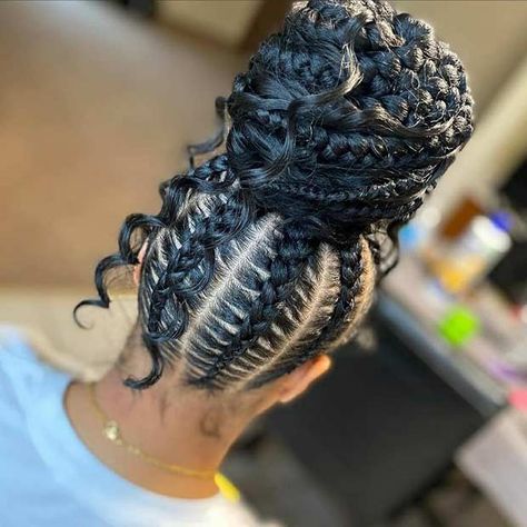 Braided Bun Styles, Bun With Curls, High Bun Hairstyles, Black Hair Updo Hairstyles, Twisted Hair, Hairstyles For Black Hair, Feed In Braids Hairstyles, Goddess Braids Hairstyles, Braided Bun Hairstyles