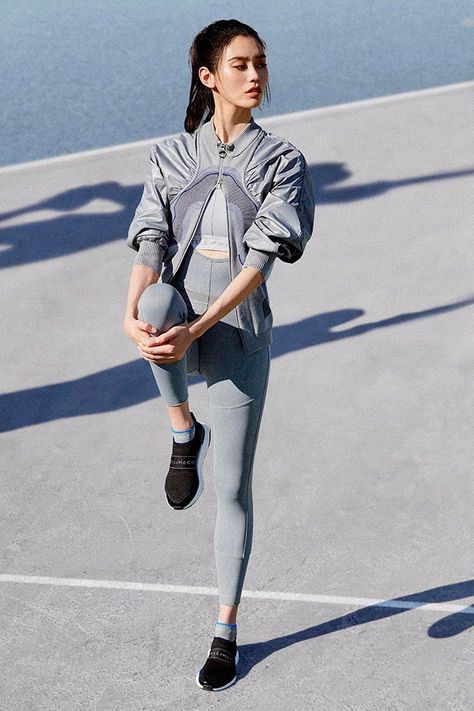 ADIDAS BY STELLA MCCARTNEY SPRING 2019 COLLECTION Stella Mccartney Tennis, Adidas Stella, Adidas Stella Mccartney, Tennis Fashion, Adidas By Stella Mccartney, Stella Mccartney Adidas, Sporty Outfits, Moda Fitness, Donna Karan