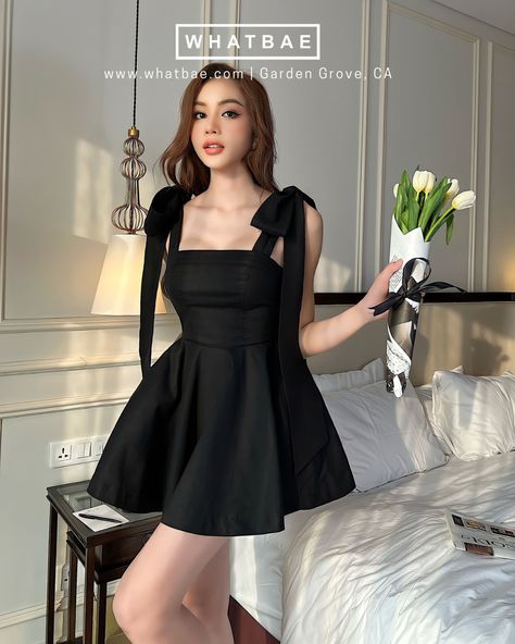 Fashion Dresses Outfits, Birthday Outfit Short Dress, Black Shoulder Dress, Mini Dress For Birthday, Cute Dress For Women, Black Dress Day Outfit, Cool Dresses Party, Black In Black Outfits, Black Mini Dress Outfit Parties