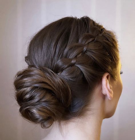 Abi Ball, Formal Hairstyles For Long Hair, Braided Bun Hairstyles, Bun Hairstyle, Low Bun, Hair Up Styles, Braided Bun, Desi Wedding, Trending Hairstyles