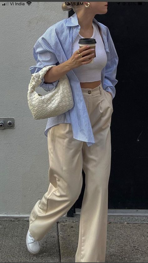 Button Up Shirt Outfit Aesthetic, Korea Fits, Beige Pants Outfit, Modest Summer, Easy Chic, Skandinavian Fashion, Casual College Outfits, Outfit Primavera, Everyday Fashion Outfits