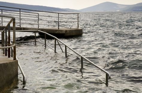 Why sea-level rise is an important issue for Latinos: http://www.momscleanairforce.org/2013/10/08/hispanics-and-sea-level-rise/ Westhampton Beach, Arctic Sea, Ocean Current, Sea Level Rise, Island Park, Before Midnight, Environmental Issues, Sea Level, Atlantic Ocean