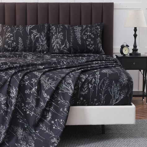 Goth Duvet Cover, Printed Bed Sheets, Dark Cottagecore Decor Bedroom, Monotone Bedding, Dark Floral Bedding, Soft Goth Bedroom, Goth Boho Bedroom, Whimsigoth Bed, Dark Grunge Room