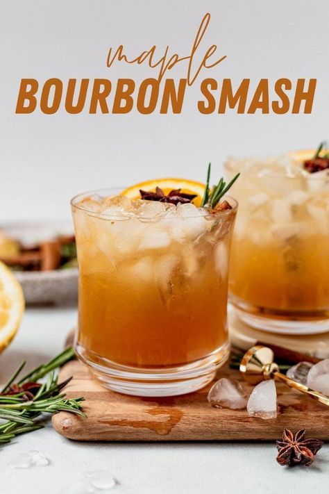 Maple Cocktail, Ginger Beer Cocktail, Bourbon Cocktail Recipe, Easy Pumpkin Dessert, Pitcher Cocktails, Bourbon Smash, Maple Bourbon, Fall Cocktails Recipes, Fall Cocktail