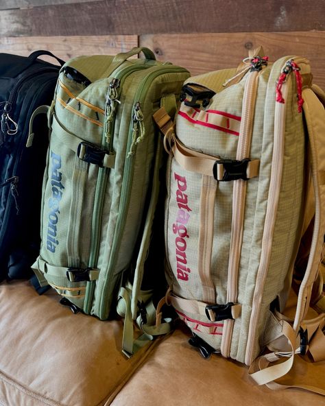 We’re geared up for summer adventures! 😎 The Patagonia Black Hole MLC is one of our favorite travel companions—it effortlessly transforms from a duffel bag into a backpack 🎒 or a shoulder bag. Ready to pack up and go? Shop it at Alabama Outdoors! Patagonia Duffel Bag, Gorpcore Backpack, Patagonia Bag, Packing Aesthetic, Packing For College, Backpacking Outfits, Patagonia Backpack, Traveling Backpack, Backpacking Bag