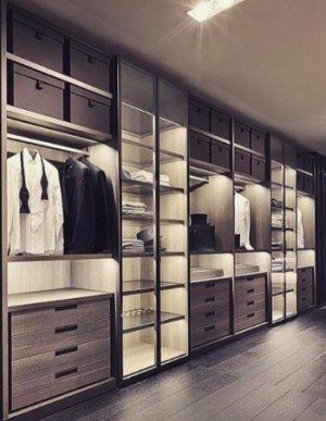 5 Tips to Stay Stylish When You’re in a Rush Dressing Design, Design Online Shop, Dressing Room Closet, Dream Closet Design, Walk In Closet Design, Wardrobe Organisation, Luxury Closets Design, Modern Closet, Clothes Hanging