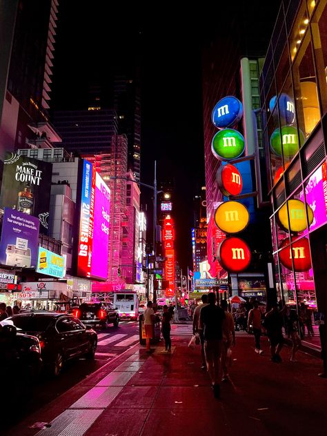 New York Times Square Aesthetic, Time Square New York Aesthetic, Nyc Times Square Aesthetic, Times Square Aesthetic, Times Square Night, New York City Background, Time Square New York, New York Noel, New York Square