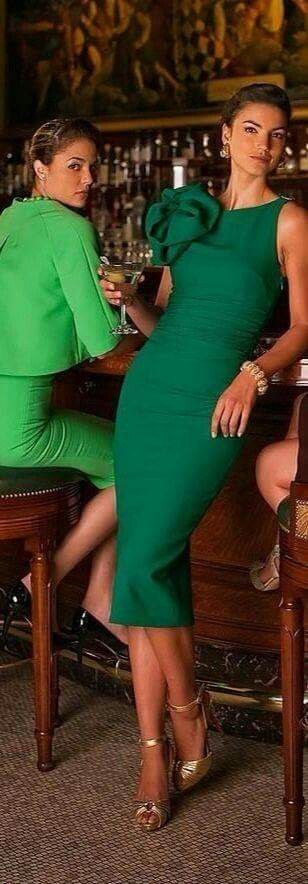 Verde Green Dresses, فستان سهرة, Elegantes Outfit, Kebaya, Hollywood Glamour, Fesyen Wanita, Trendy Dresses, Green Fashion, Look Fashion