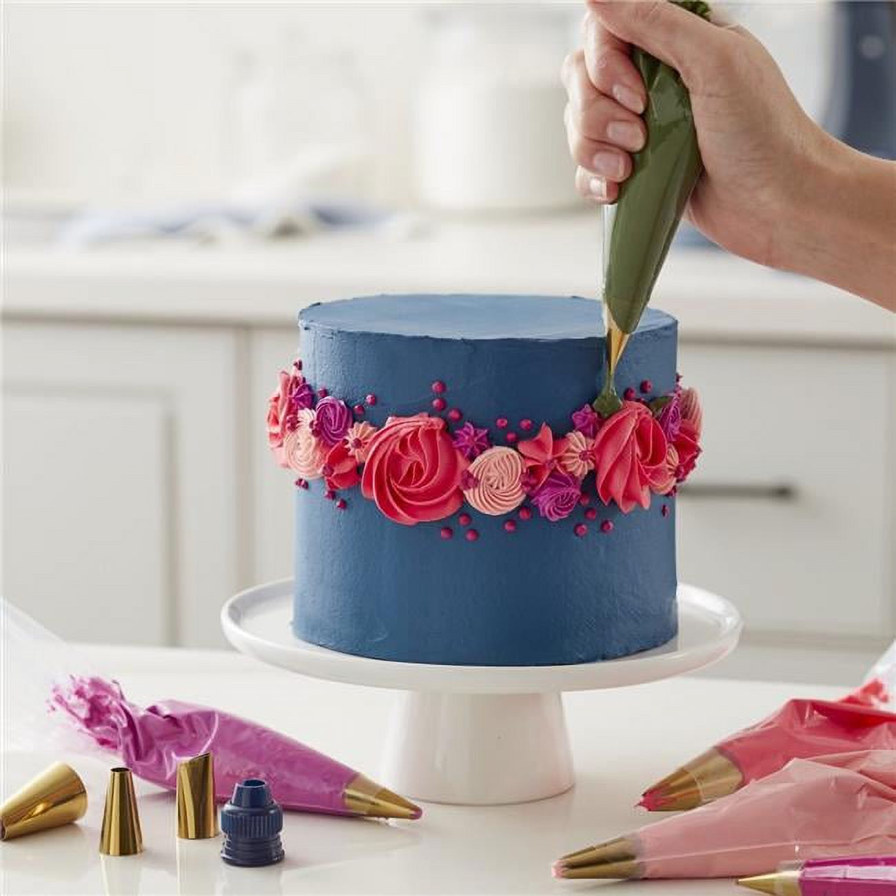 Wilton W80009 Cake Decorating Set with Piping Tips, Navy Blue & Gold - Pack of 17, Size: One size