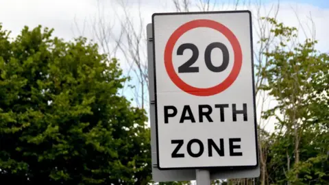 Getty Images A 20mph sign that is bilingual - so it shows the Welsh word for zone, which is parth, as well as the English.