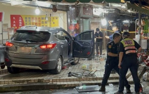 揸大膽車｜台北15歲少年駕車撞麵線店 3死2燙傷