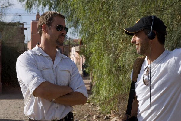 Guy Pearce and Jeffrey Nachmanoff in Traitor (2008)