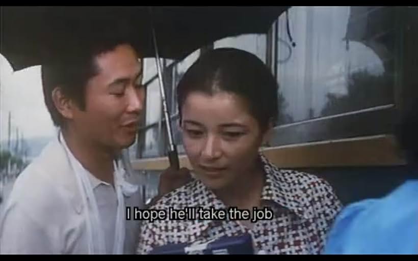 Chieko Baishô and Gin Maeda in Home from the Sea (1972)