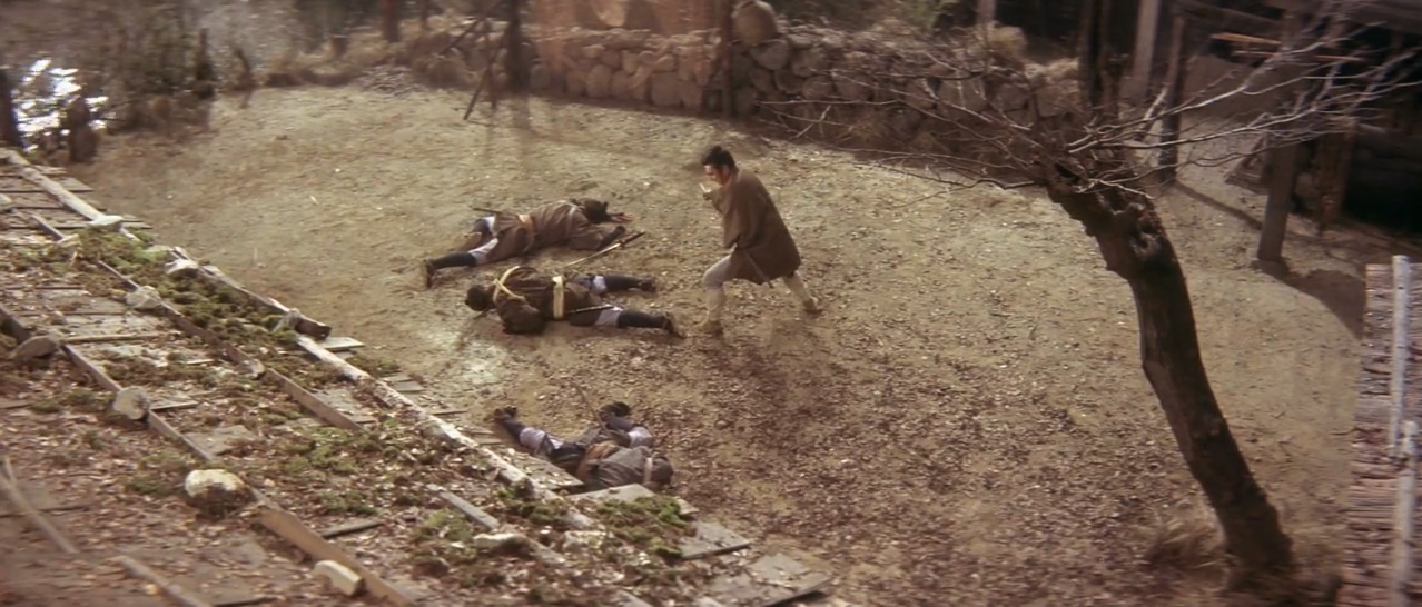 Shintarô Katsu, Sônosuke Sawamura, Shôsaku Sugiyama, and Yoshio Yoshida in Zatoichi on the Road (1963)