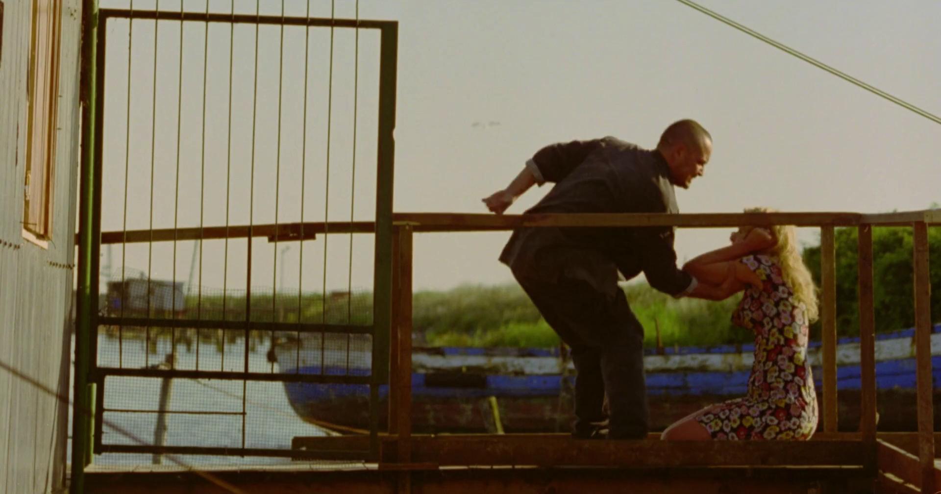 Valeria Marini and Jorge Perugorría in Bambola (1996)