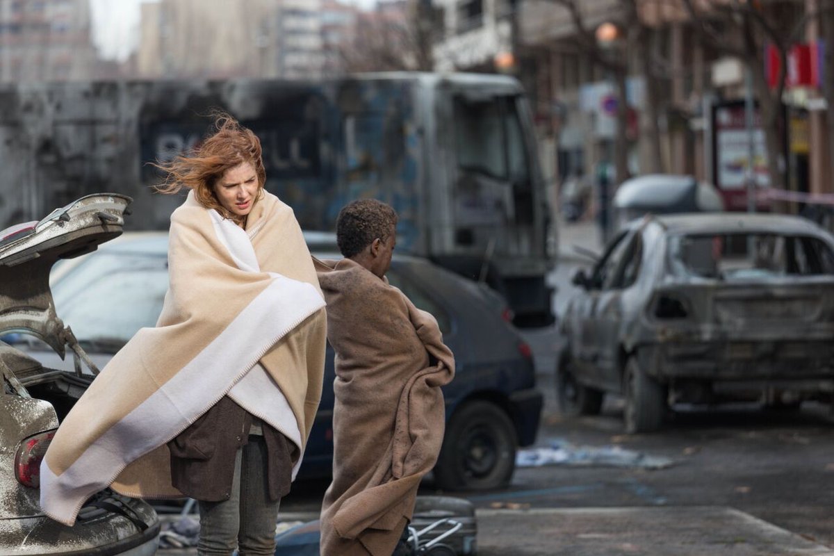 Rachel Hurd-Wood and Andrés Batista in Second Origin (2015)