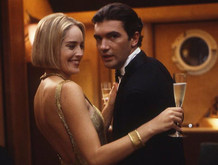 Antonio Banderas and Sharon Stone in Freixenet: Burbujas de Navidad (1992)