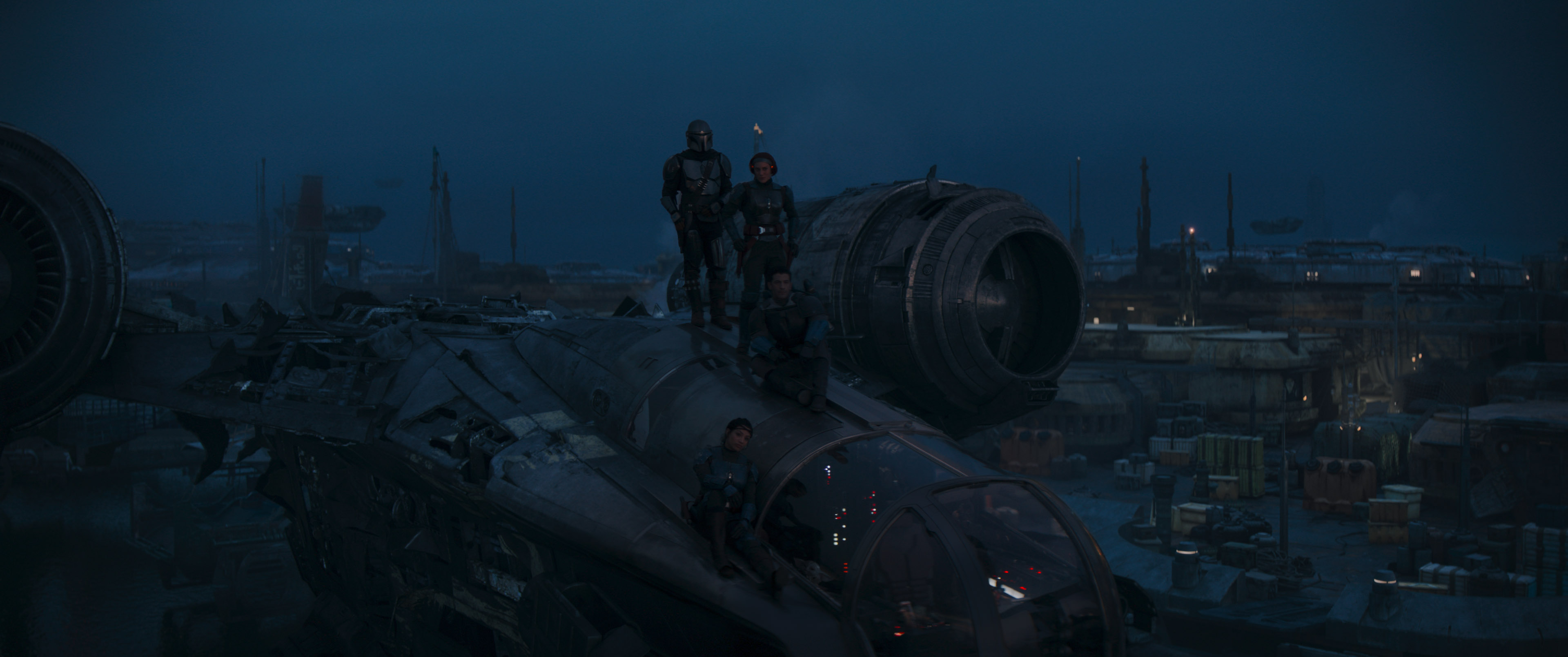 Pedro Pascal, Katee Sackhoff, Simon Kassianides, and Mercedes Varnado in The Mandalorian (2019)