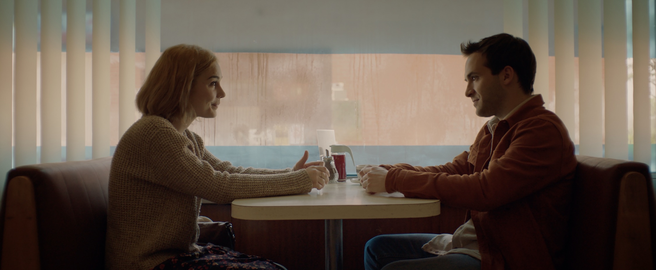 Ricardo Gómez and Nadia de Santiago in Un cuento al revés (2019)