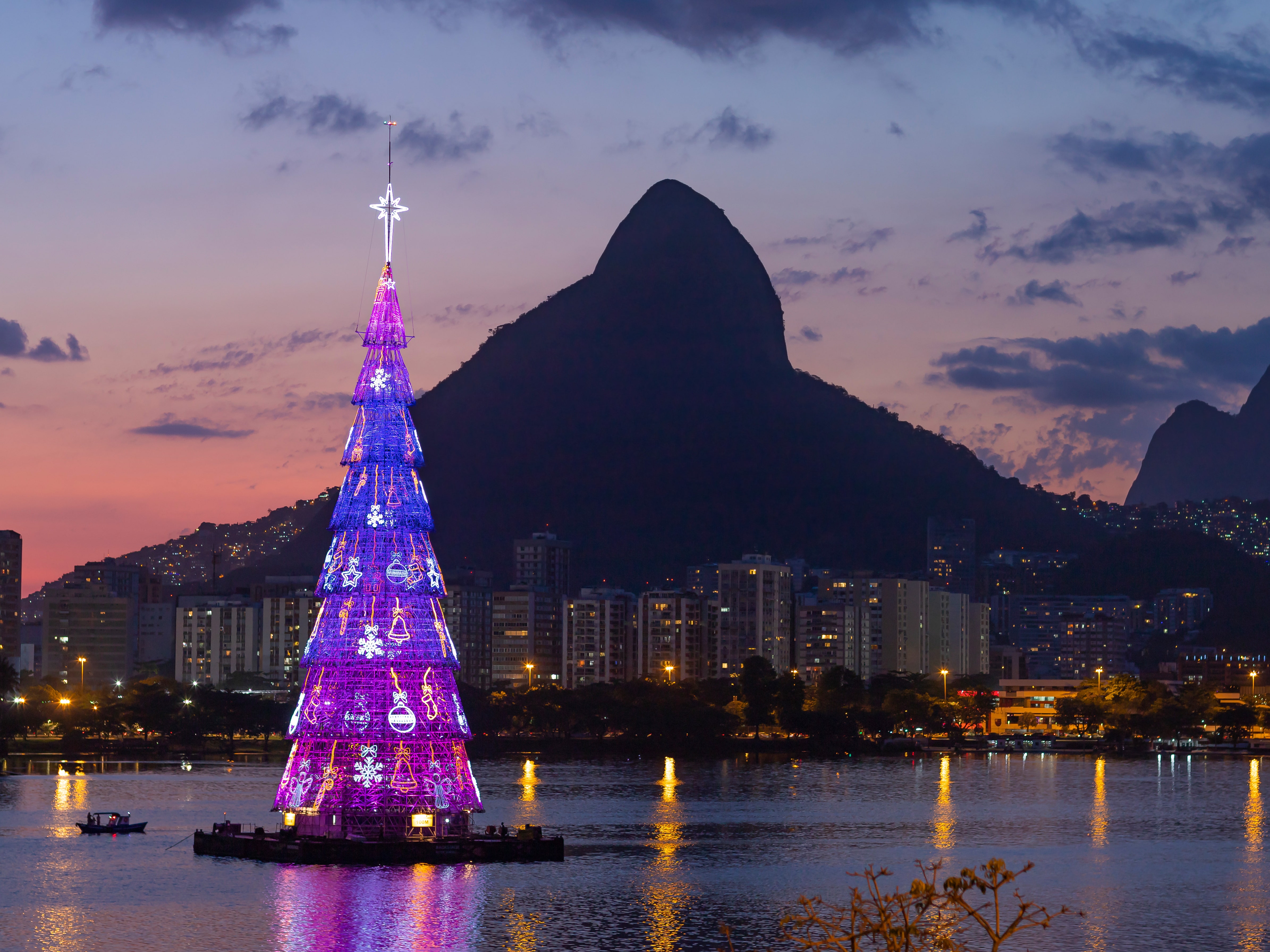 The Best Places to Spend Christmas Around the World