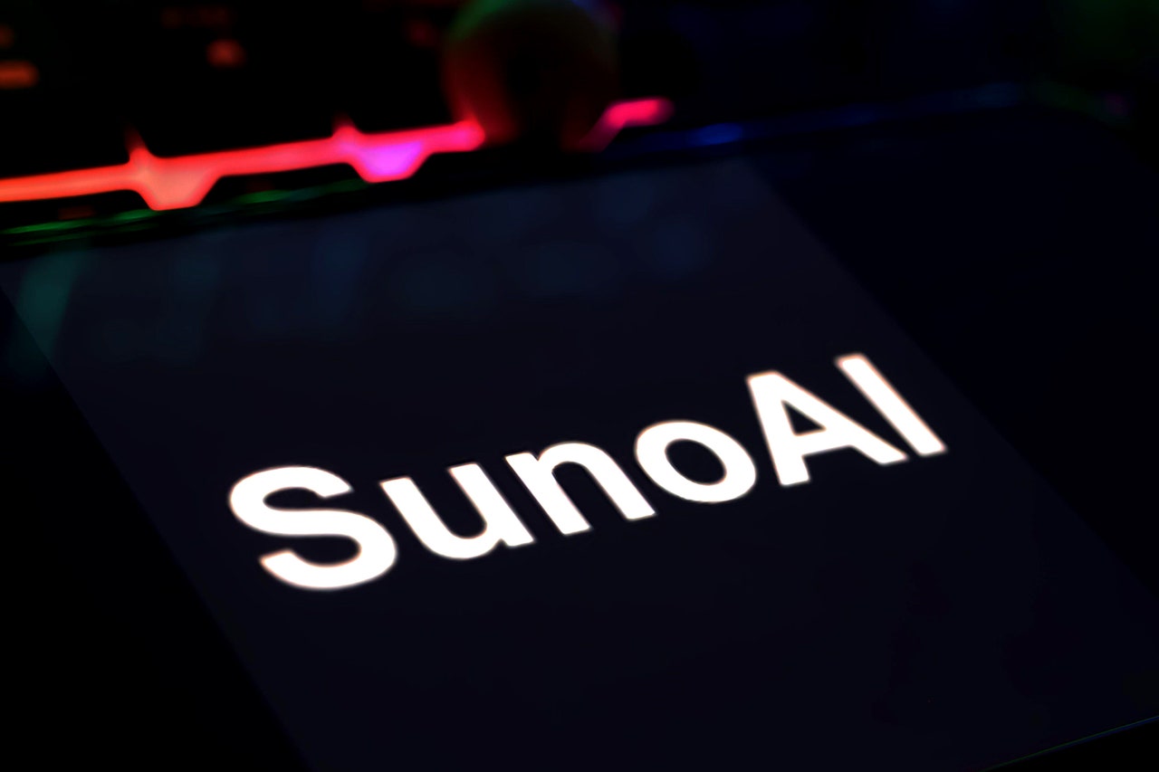 US Record Labels Sue AI Music Generators Suno and Udio for Copyright Infringement