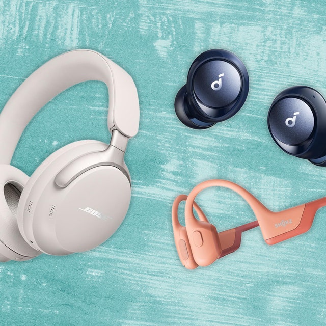 The Best Cyber Monday Headphone Deals