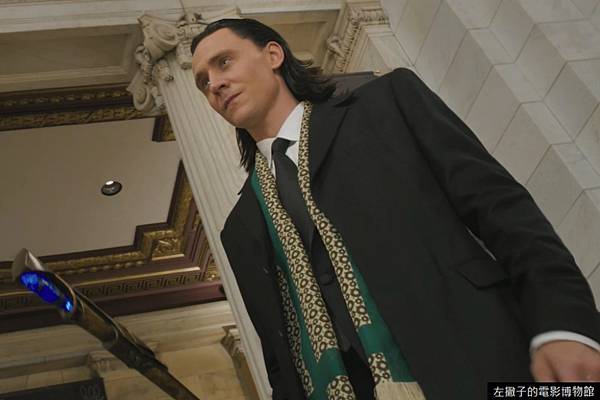 Tom-Hiddleston-The-Avengers-Loki