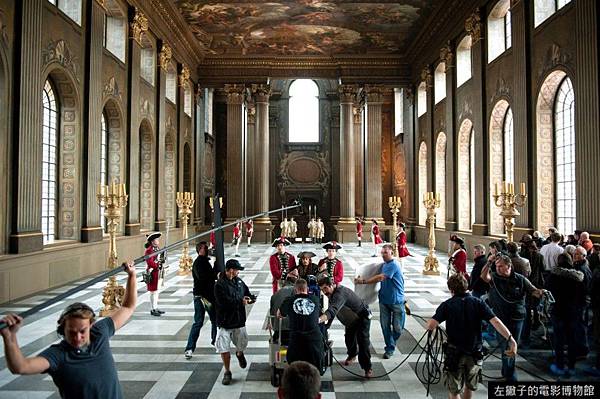 The-camera-crew-films-JOHNNY-DEPP-inside-of-Sir-Christopher-Wrens-famed-Painted-Hall-at-the-Old-Royal-Naval-College-in-Greenwich-England.-Ph-Peter-Mountain-Disney-Enterprises-Inc.-All-Rights-Reserved-49-960x637