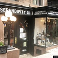 Entrance_to_Serendipity_3,_the_New_York_City_dessert_restaurant