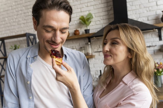 Еда, любовь, пара, отношения