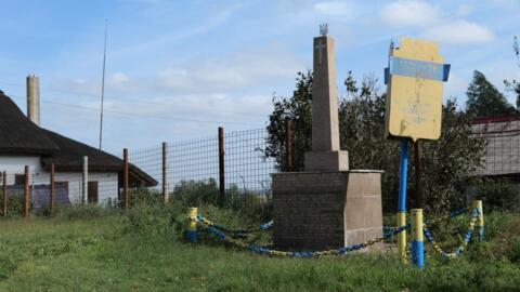 Пам'ятник Задунайській Січі у селі Верхній Дунавець — останній столиці задунайських козаків, Румунія, 3 жовтня 2024