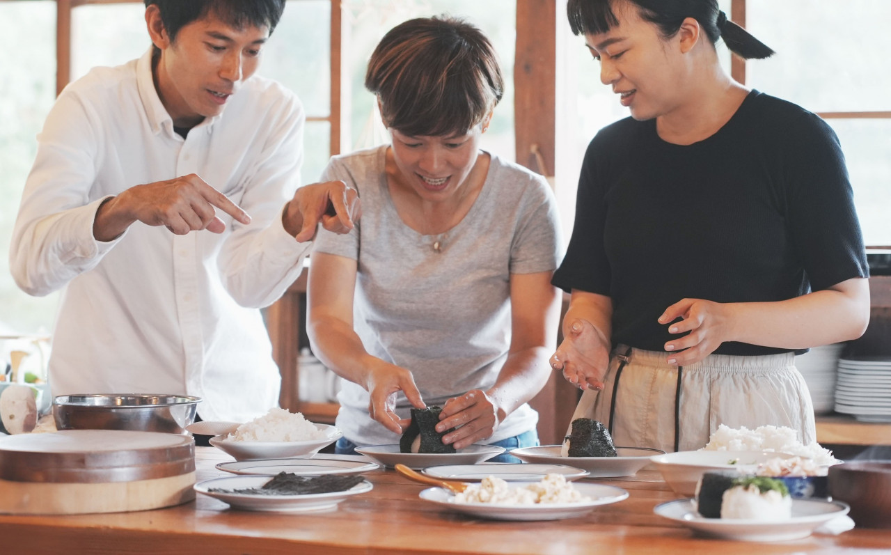 從產地到餐桌，「MUJI BASE KAMOGAWA」古民宅做早餐。