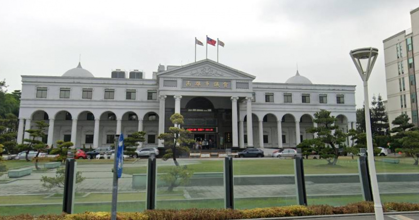 高雄市議員邱于軒今日在議會質詢時爆料高雄銀行分行及國立科工館都傳出職場霸凌案。（圖／翻攝自Google Maps）