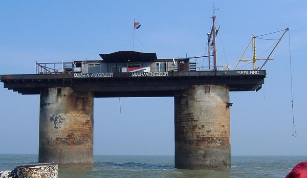 ▲▼西蘭公國（Principality of Sealand）是一個由私人宣稱建立，而未被國際承認的私人國家，宣稱怒濤塔是該國的僅有陸上領土。（圖／翻攝自維基百科）