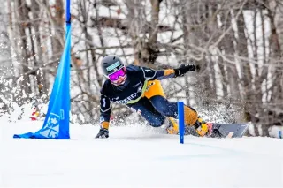 小樽商大1年・地下さん、五輪出場へ勝負のシーズン　スノボ・アルペン　活動資金CFで募る