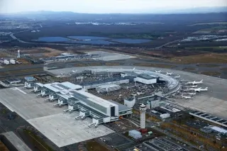 韓国「非常戒厳」　北海道への航空便影響なし　観光関係者「早く混乱収まって」