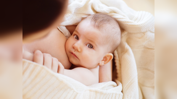 ​​Breastfeeding positions for a happy feeding journey​