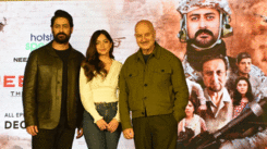 Mohit Raina, Anupam Kher, Kashmira Pardeshi and Bhav Dhulia clicked at an event