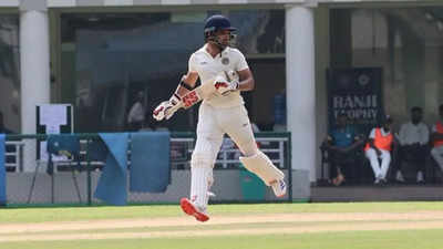 After surpassing Don Bradman, Agni Chopra, son of Vidhu Vinod Chopra, impresses again with back-to-back double tons