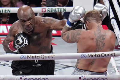 'I have a biting fixation': Mike Tyson leaves everyone in splits after showdown against Jake Paul