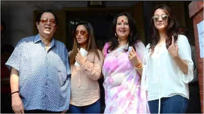 Moon Moon Sen's husband, Raima Sen's father, Bharat Dev Varma passes away at 83