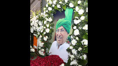 Chautala’s old video played at prayer meet, Abhay named heir