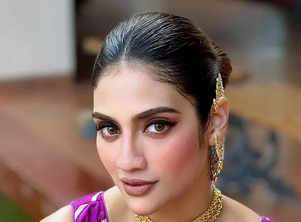 Nusrat Jahan's ethnic avatar is an enchanting treat for the eyes