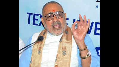 Giriraj slams Kejriwal for ‘fake voters’ comment