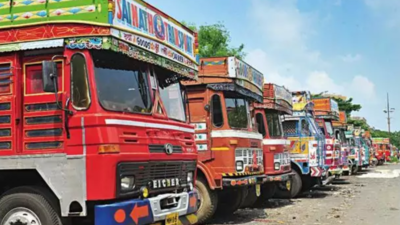 Minerals ‘illegally transported’ from Tamil Nadu to Karnataka: Truck owners association