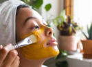 
Risks of applying turmeric on your face
