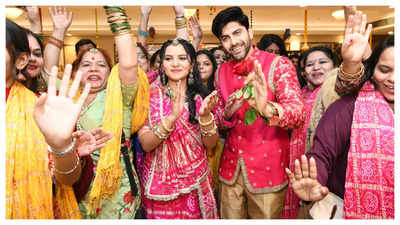 Vasudha and Devansh’s Mehndi in Delhi turns into a grand celebration with fans