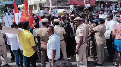 Erode bypoll: Scuffle erupts between NTK cadres and PDK members